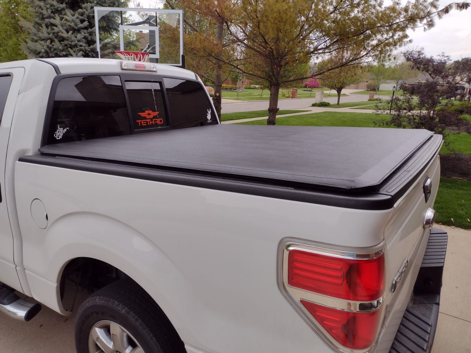 MaxMate Soft Roll-up Truck Bed Tonneau Cover Compatible with 2021-2026 Ford F-150; Lightning | 5.5' (67