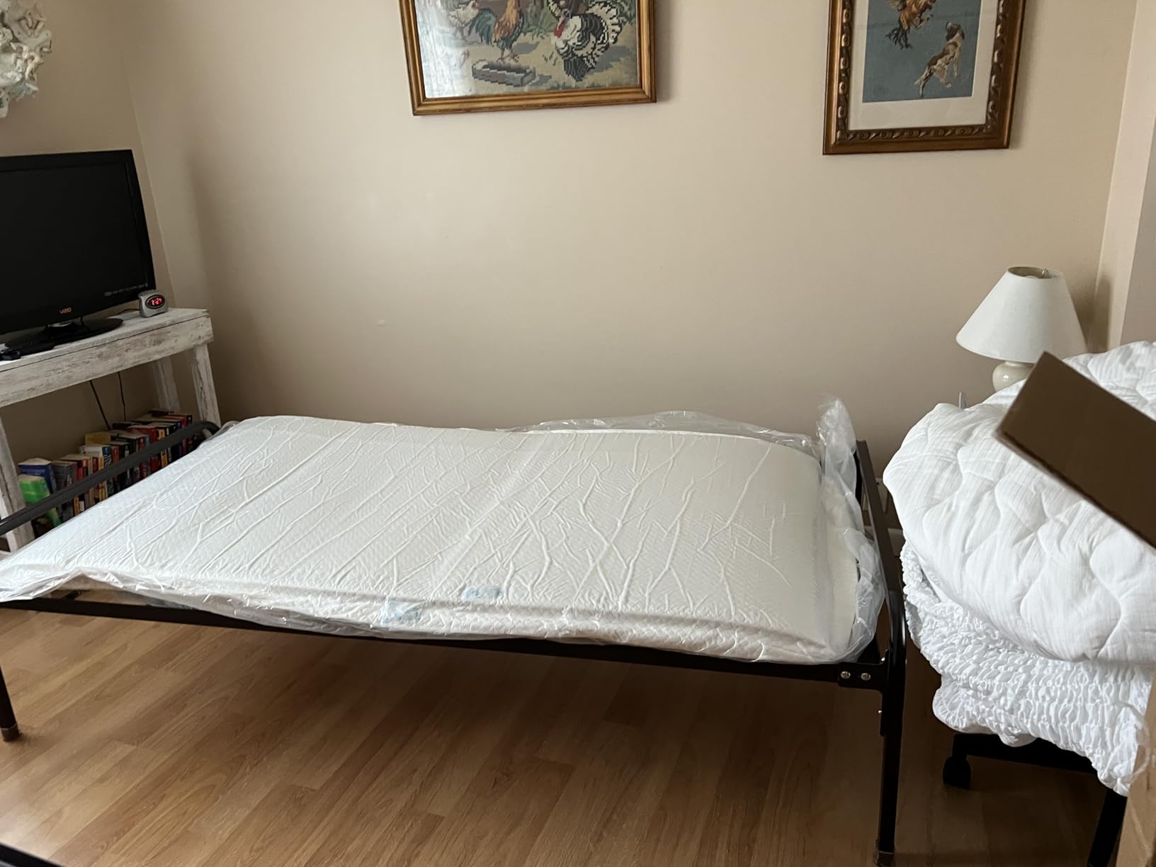 FDW | 6 Inch Twin Mattress | Medium Firm | Gel Memory Foam | White customer photo 2