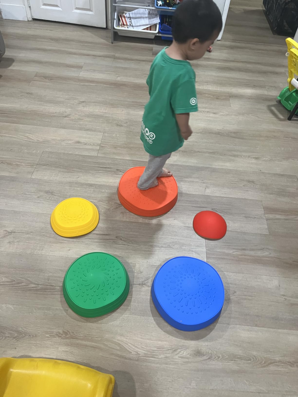 makarci Balance stepping stones for kids, non-slip toddlers sensory toys outdoor or indoor play, promoting motor skills and confidence, Coordination Toys for children age 3 4 5 6 7+ (forest) customer photo 2