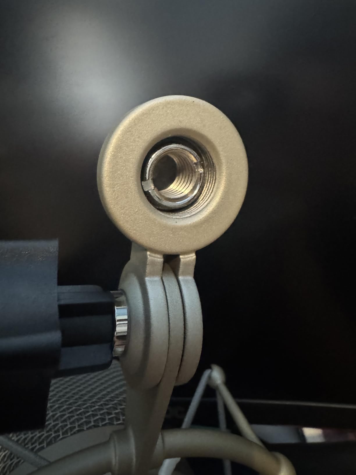 TLM 103 Shock Mount - Microphone Mount Compatible for Neumann TLM 103 M147 Condenser Mic by SUUNTOK,Silver customer photo 1