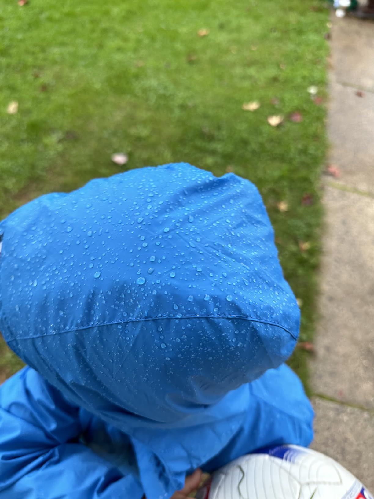 Jingle Bongala Boys Girls Lightweight Breathable Raincoat Waterproof Hooded Rain Jacket Windbreaker Easy to Fold customer photo 1