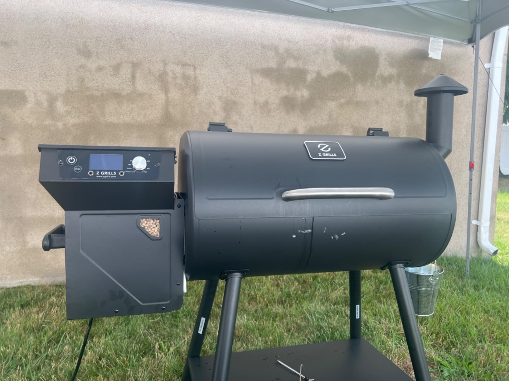 Z GRILLS ZPG 550B2 Wood Pellet Smoker, 8 in 1 BBQ Grill with Latest PID Technology LCD Controller, Auto Temperature Control, Meat Probe, 553 sq in Black customer photo 1