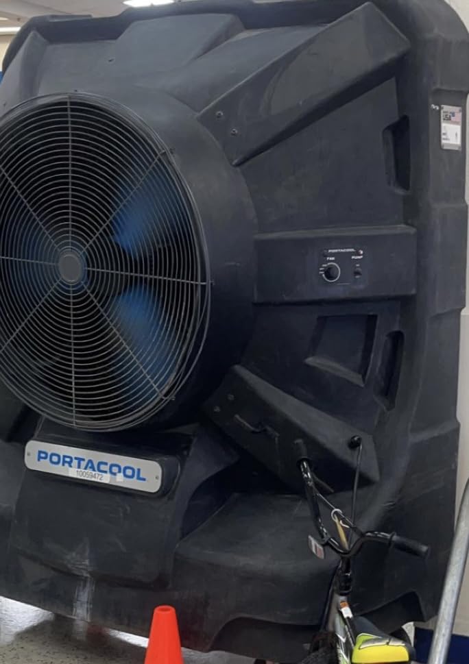 HiCFM 13000 CFM 30 inch Heavy Duty High Velocity Barrel Floor Drum Fan | Powerful 1/3HP Motor, 9ft Cord, 5in Solid Wheels for Workshop, Garage, Commercial or Industrial rooms - UL Safety Listed customer photo 2