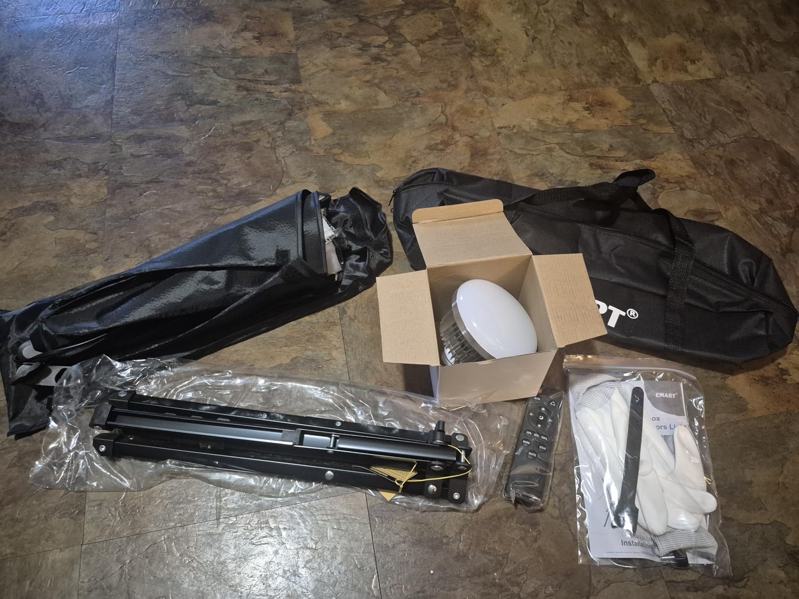 EMART Softbox Lighting Kit 85W 16