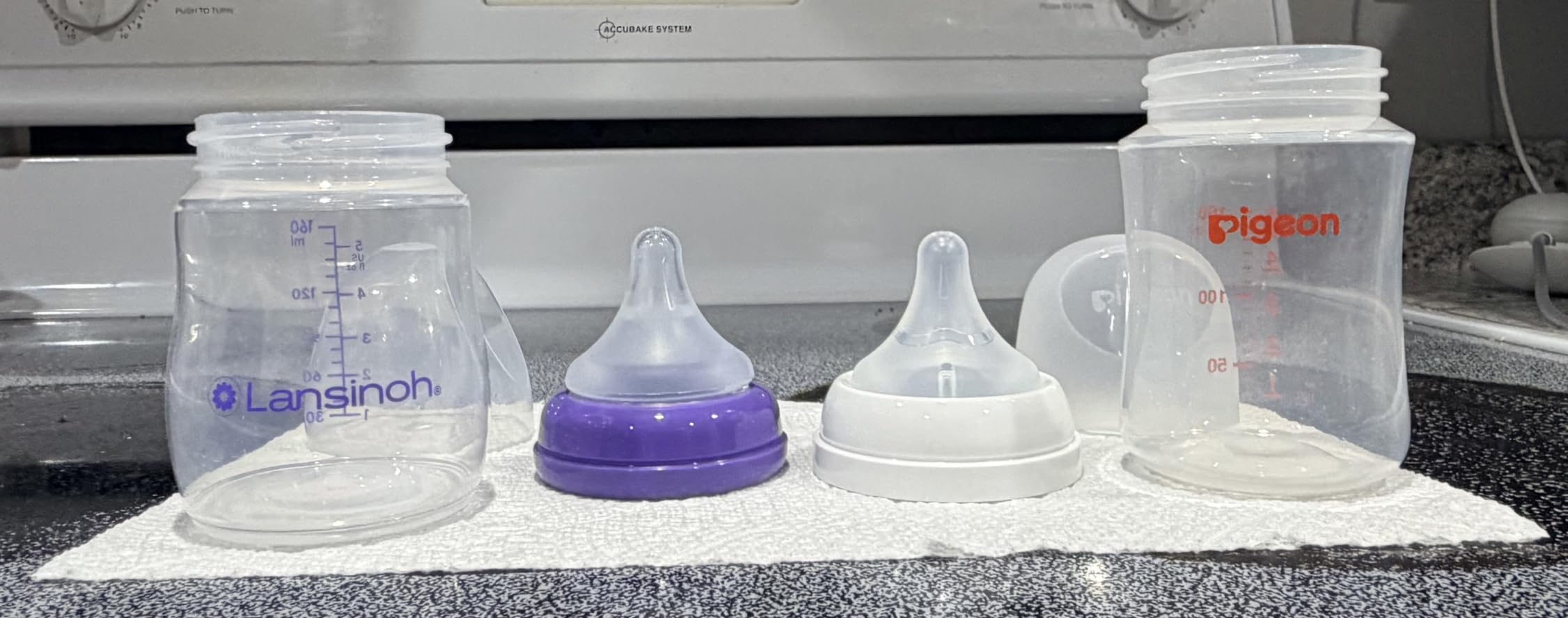Pigeon PP Wide Neck Anti-Colic Nursing Bottle, 5 oz, 4-Pack customer photo 1