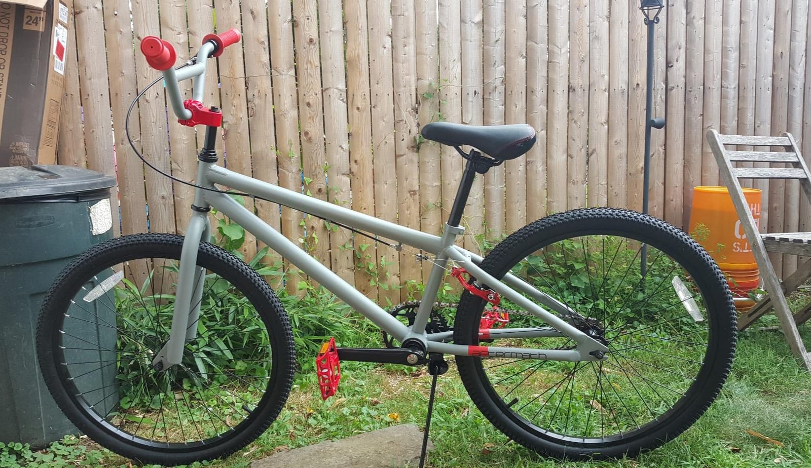 Dynacraft Tony Hawk 18-24 Inch Bike High-Performance & Durable, Perfect for Kids & Teens Learning BMX Tricks, Sturdy, Easy to Assemble, Ideal for Young Riders & Aspiring BMX Enthusiasts customer photo 1