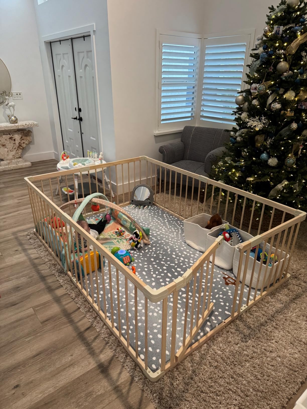 Baby Playpen Play Pen Play Fence Yards Wooden Large,Playpens for Babies and Toddlers Kids Indoor,Baby Play Yards Gym Area,Baby Day Care Play Pin(180x200x61 cm) customer photo 1