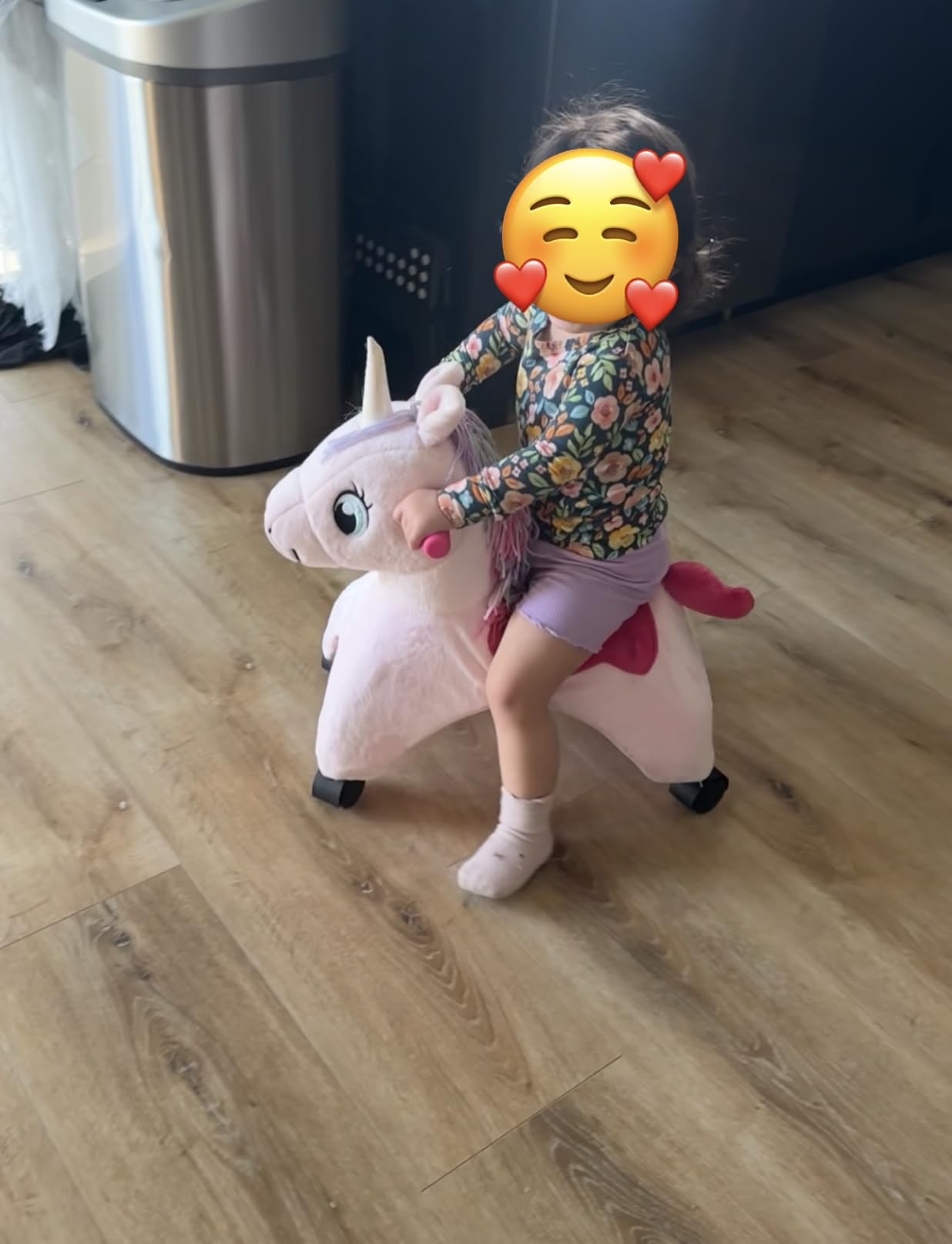 Radio Flyer Shimmer the Magic Unicorn Ride On, Ages 1-3, Easy Grip Handles customer photo 2