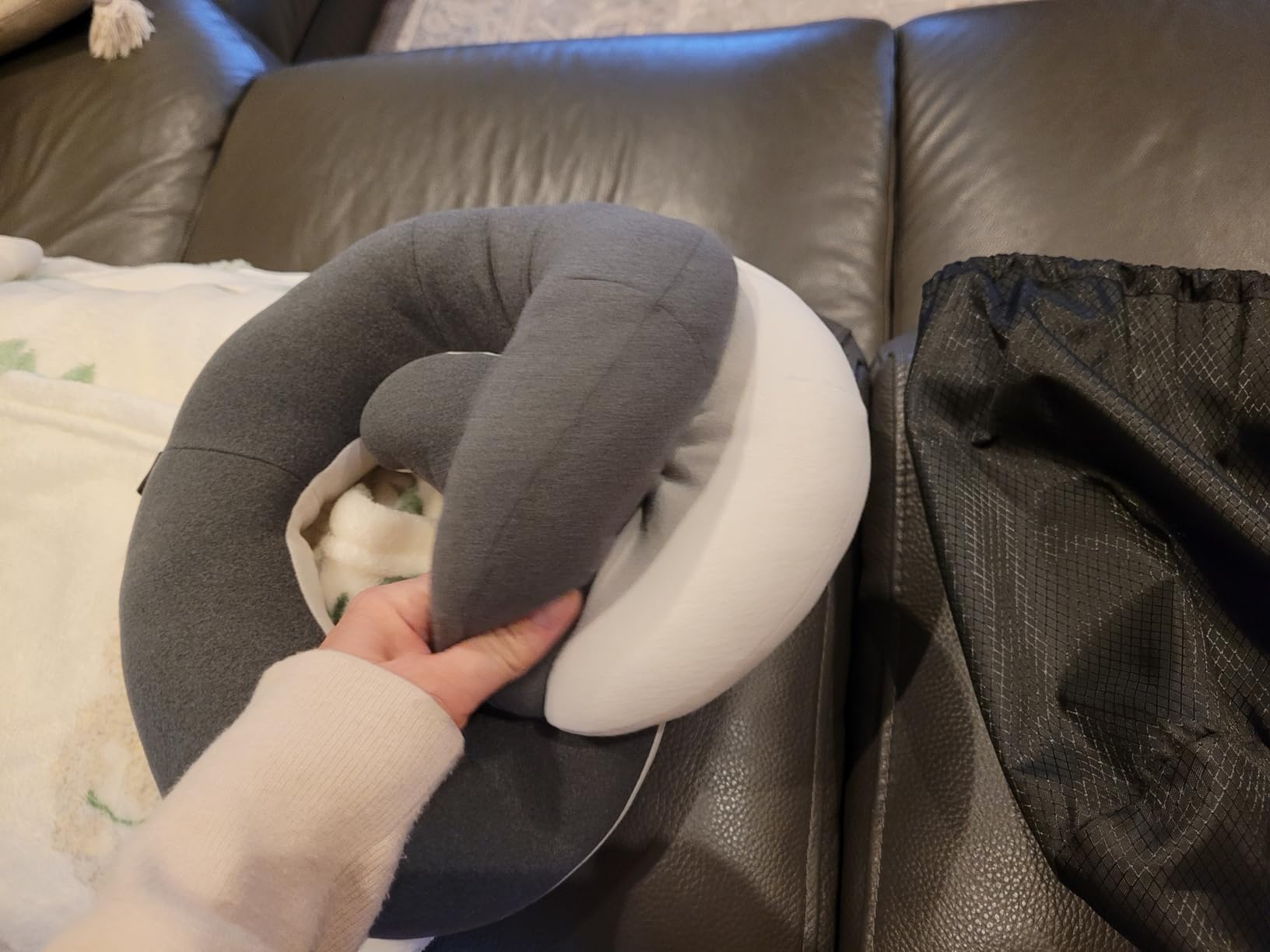 BUYUE Kids Travel Pillows for Airplane, Memory Foam 360° Head Support Sleeping Essentials for Boys Long Flight, Skin-Friendly Soft Neck Pillow for Traveling in Car Seat, (Small, Blue Grey, 40-90 lbs) customer photo 2