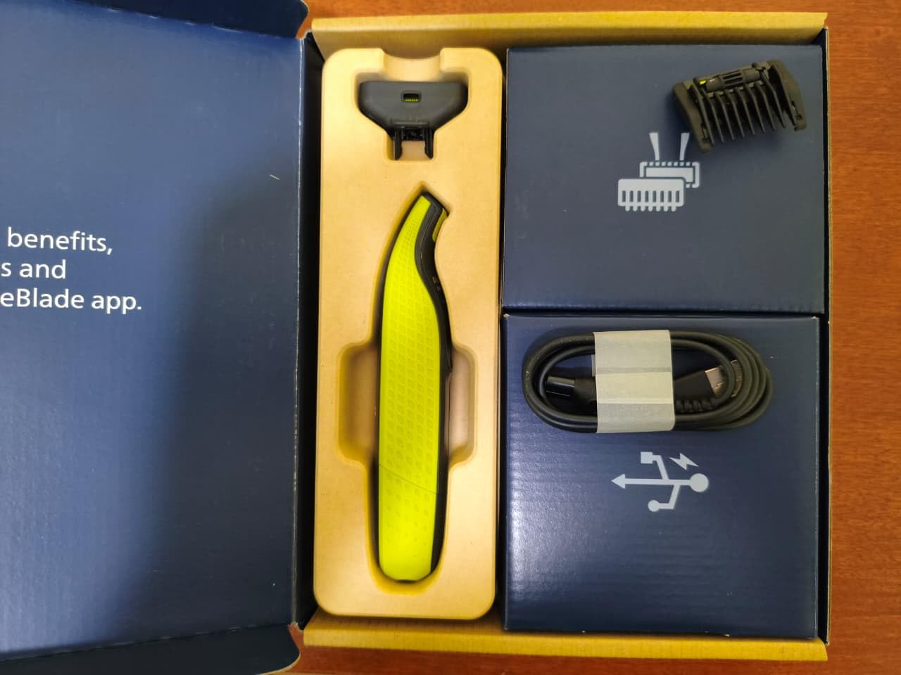 Norelco Philips OneBlade 360 Hybrid Face Trimmer and Shaver, 5 Length Comb | 360 Blade Technology, 5-length Comb, 100% Showerproof, Stainless Steel Blade Lasts up to 4 months, 45-Min Runtime, QP2724/90 customer photo 2