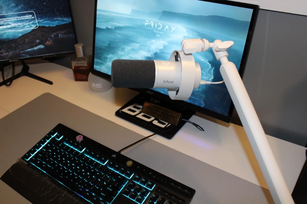FIFINE BM88 Low Profile Microphone Boom Arm Stand for Gaming Streaming customer photo 2