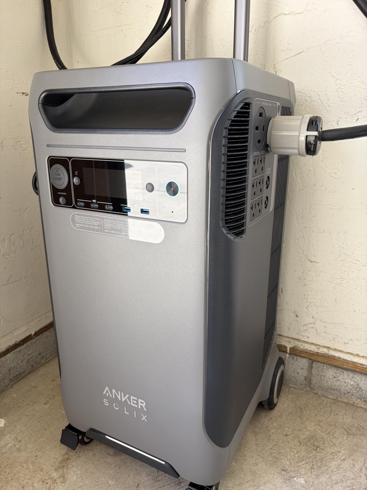 Anker SOLIX F3800 Portable Power Station, 3,840Wh customer photo 1