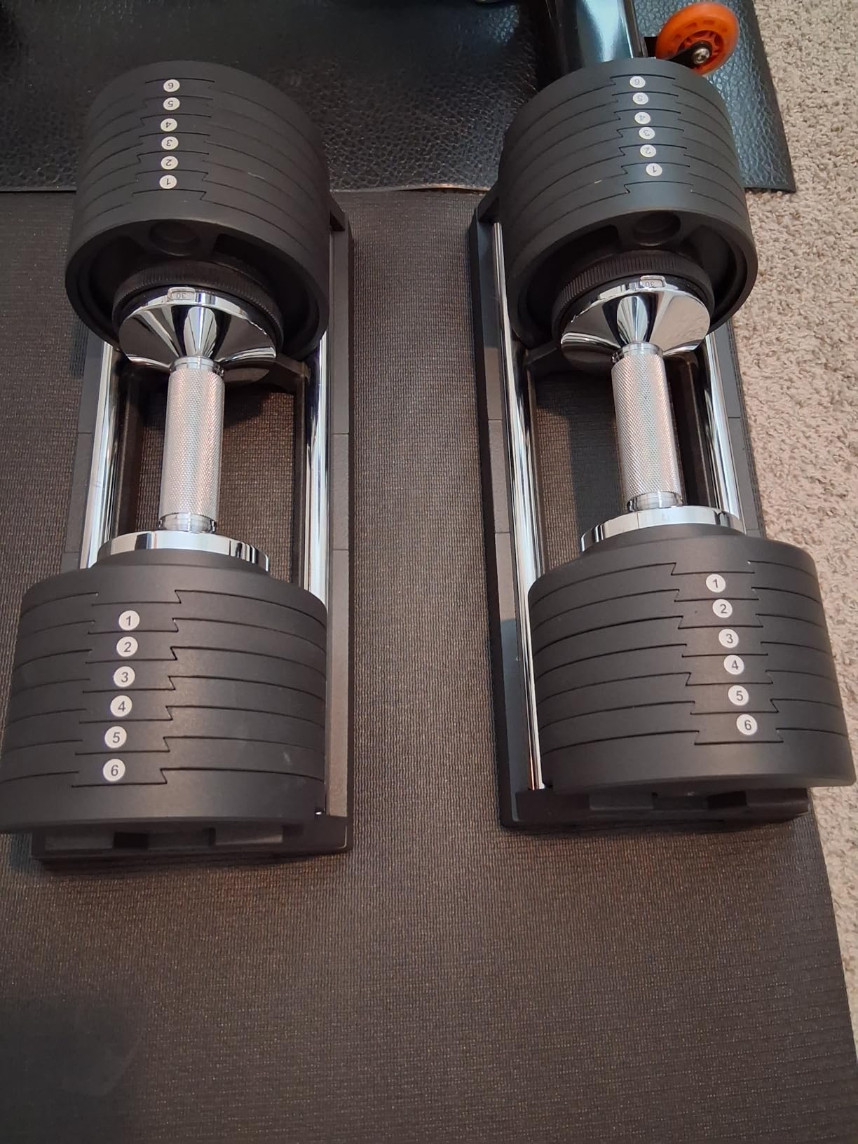 Snode AD80 Drop-proof Cast Iron Adjustable Dumbbells 80LBs | Knurled Chrome Handle, Fast Adjust, Compact Design, Durable Cast Iron Plates and Cradle, Heavy Weights Dumbbells Set for Home Gym customer photo 1