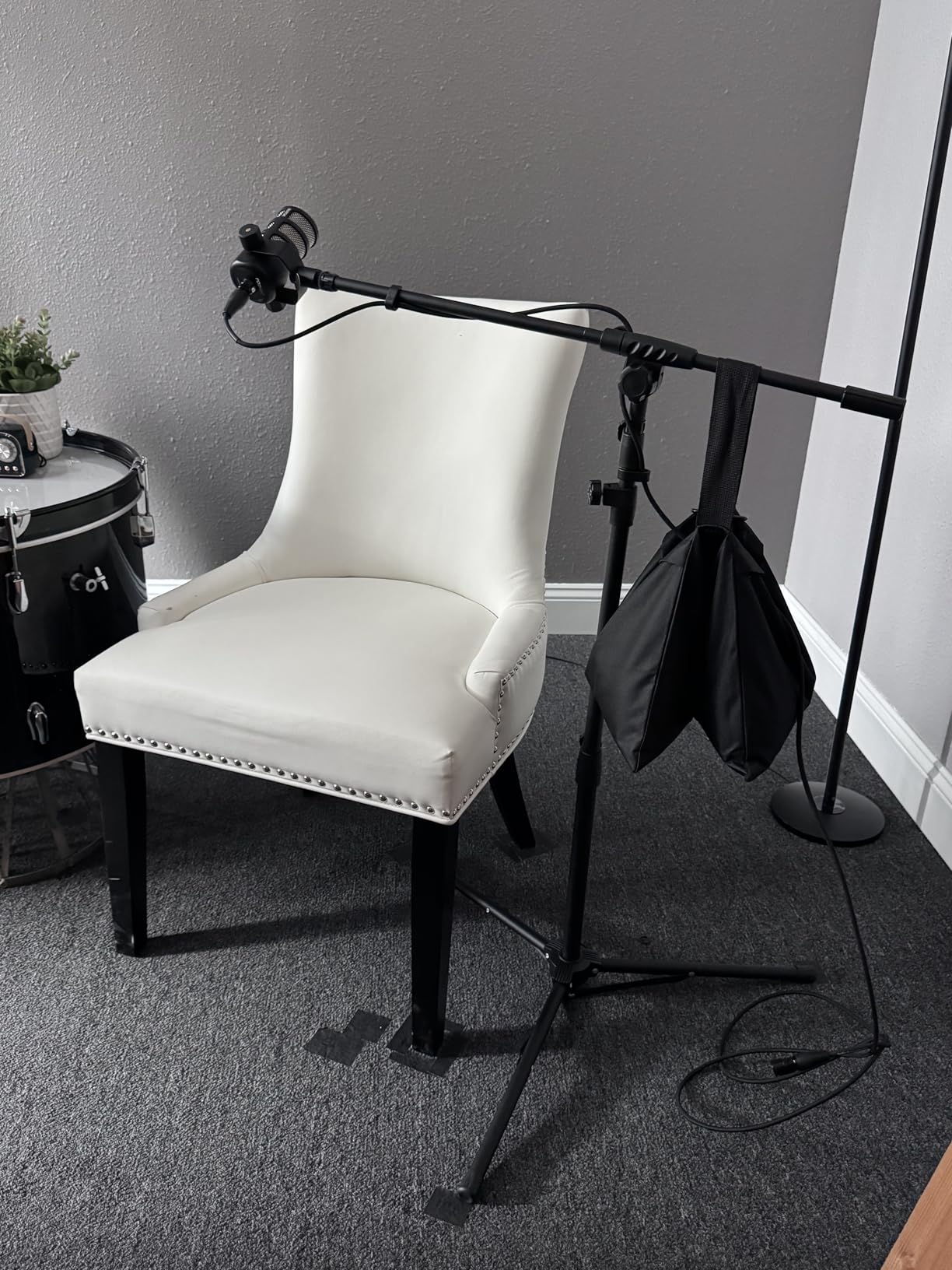 8 Packs Sandbags Weight Bags for Light Stand Photography Video Support | Heavy Duty Saddlebags for Backdrop Stand, Photo Tripod, Canopy, Pop up Tent, Umbrella Base, Fishing Chair, Wedding Shed customer photo 2