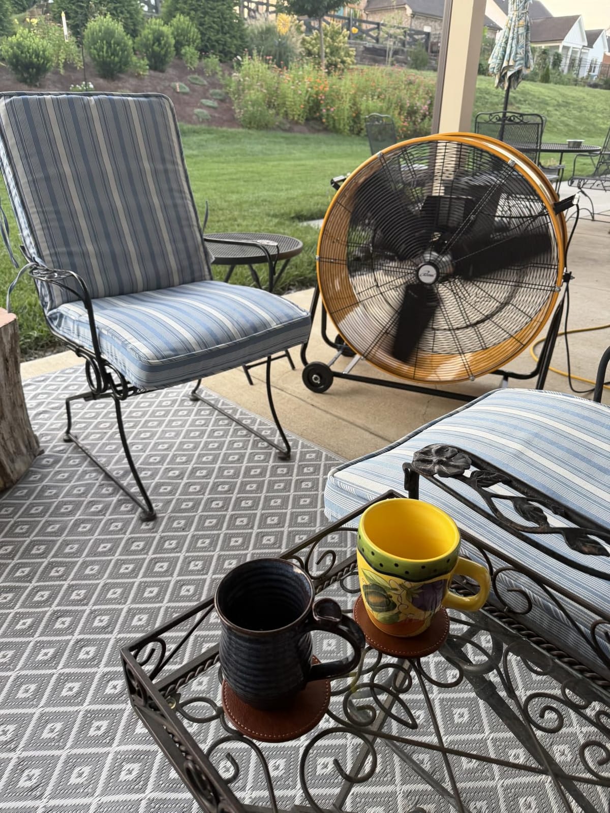 iLIVING 20 Inches 5703 CFM Heavy Duty High Velocity Barrel Floor Drum Fan With DC Brushless Motor, Stepless Speed Adjustment for Workshop, Garage, Commercial or Industrial Environment, UL Safety Listed customer photo 2