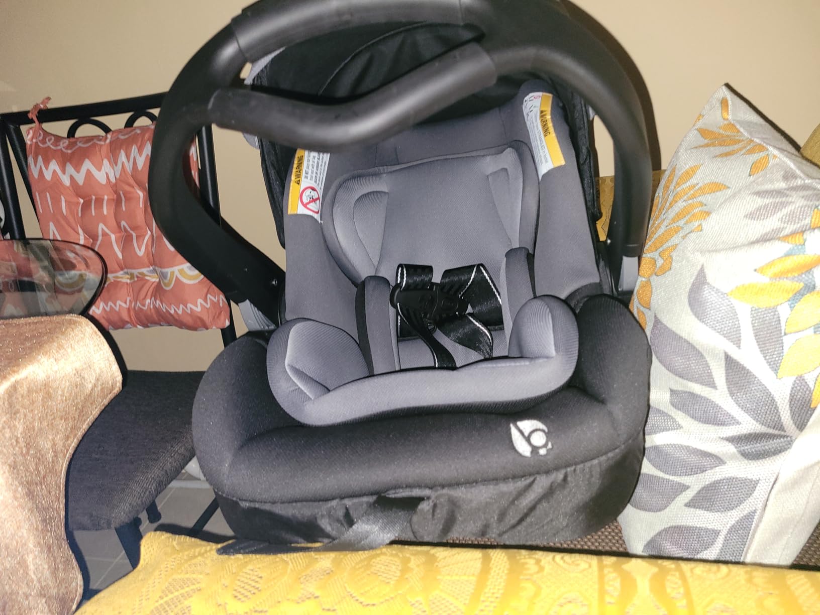 Baby Trend Secure-Lift Infant Car Seat, Dash Black - Compact Lightweight Carrier, Infant Comfort Cushioning, Adjustable Harness Fit customer photo 1