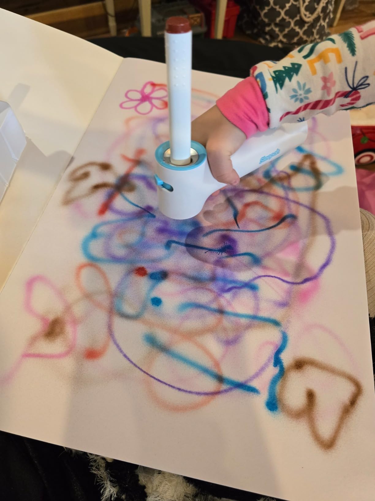 Air Brush Marker Sprayer Set for Kids w 12 Washable Markers & 20 Stencils customer photo 1