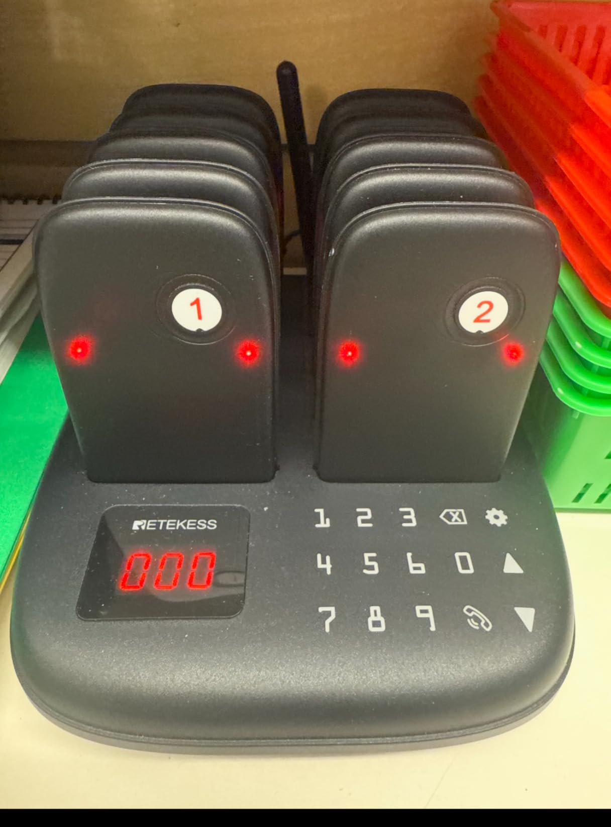 Retekess TD175P Restaurant Pager System, Buzzers for Restaurants, 30 Beepers customer photo 1