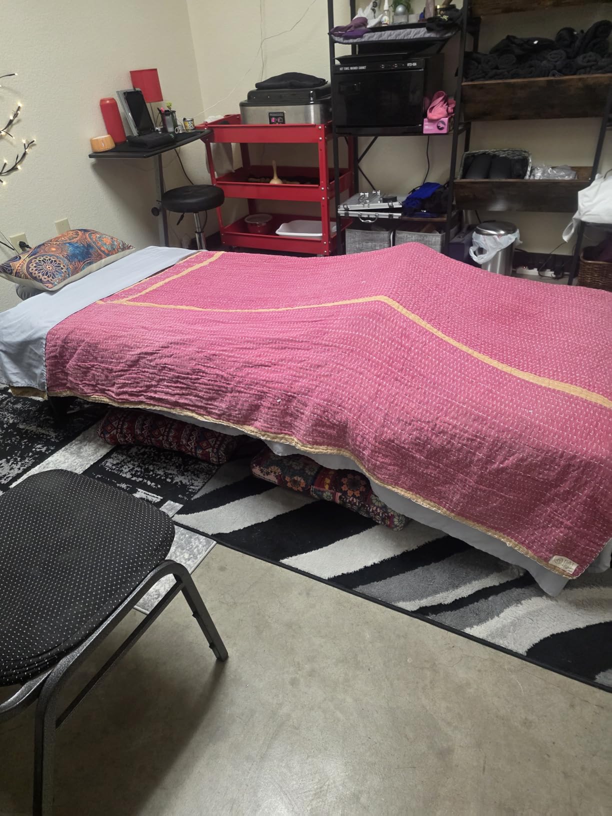Master Massage Canoga Low Height Super Wide Larger Size Portable Massage Table, Yoga Exercise Bed, Thai Massage, Rehab Training Station Hub for Rehabilitation customer photo 1