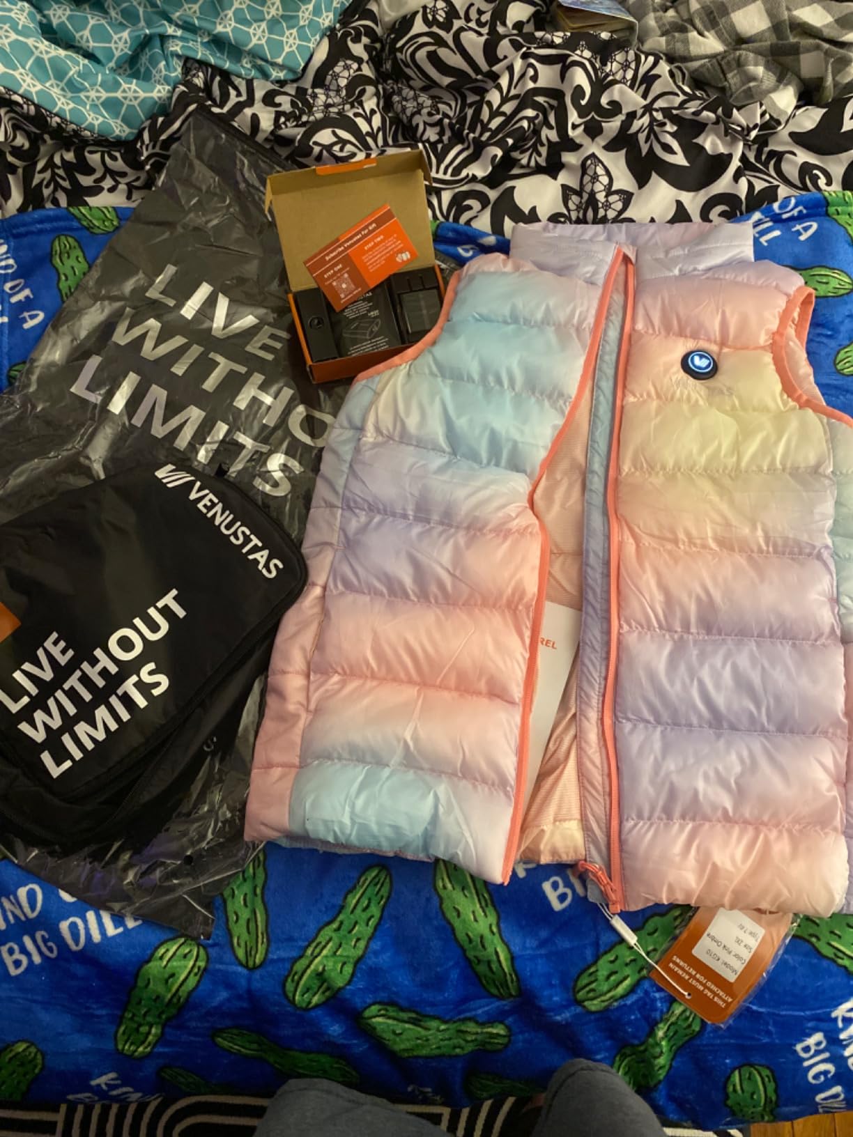 Venustas Kids Heated Vest with Battery Pack, Girls Lightweight Electric Heated Vest customer photo 1