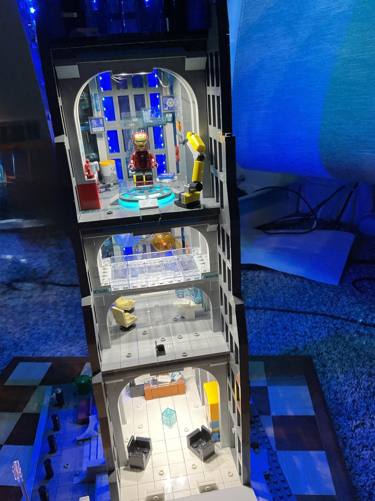 LEGO Marvel Avengers Tower Building Kit, Detailed Recreation of The Iconic HQ Featuring Classic Movie Scenes, 31 Figures and Authentic Accessories, Gift for Marvel Fans and Model-Makers, 76269 customer photo 1
