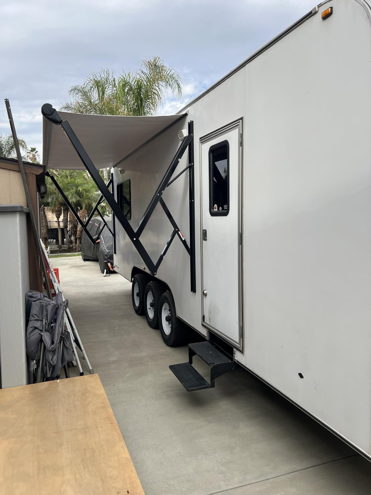 Black Electric Power RV Awning Frame and Fabric Assemblies Full Set for RV,5th Wheel,Travel Trailers,Toy Haulers,and Motorhome RV Trailer Awning for Home or Camper (18Feet, Black Solid) customer photo 1