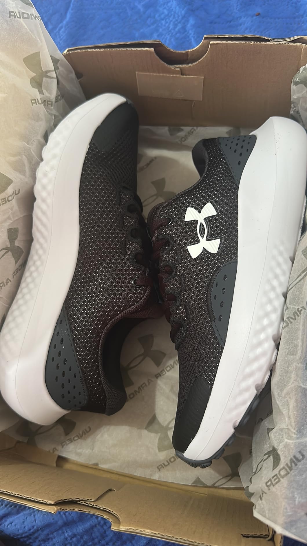 Under Armour Boys' Grade School Surge 4 customer photo 1