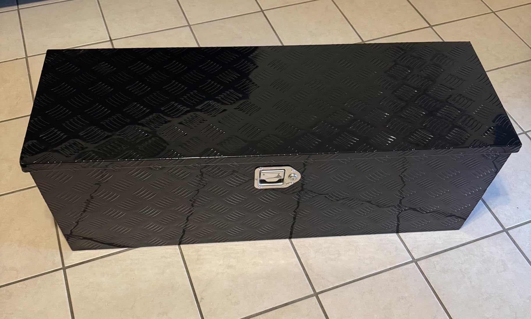 70 Inch Truck Tool Box Gull Wing Crossover Aluminum Black Pickup Truck Bed Storage, Waterproof Side Truck Box with Lock and Key for RVs, ATVs, Trailer & Truck (70