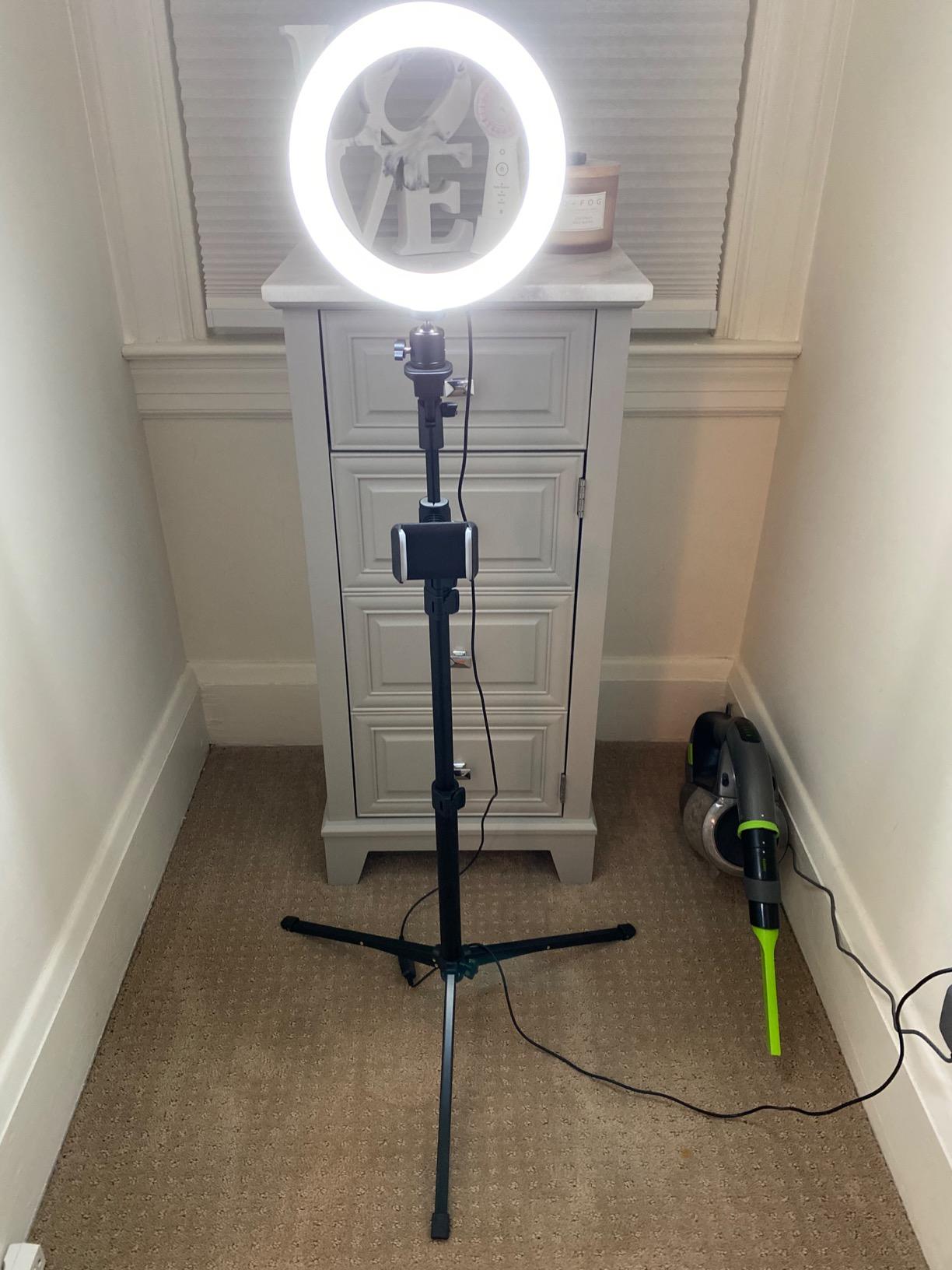 UBeesize 14'' LED Foldable Ring Light with 62'' Tripod Stand, Selfie Ring Light for Video Recording, Live Streaming, TikTok & YouTube, Compatible with iPhone & Android (Black) customer photo 2
