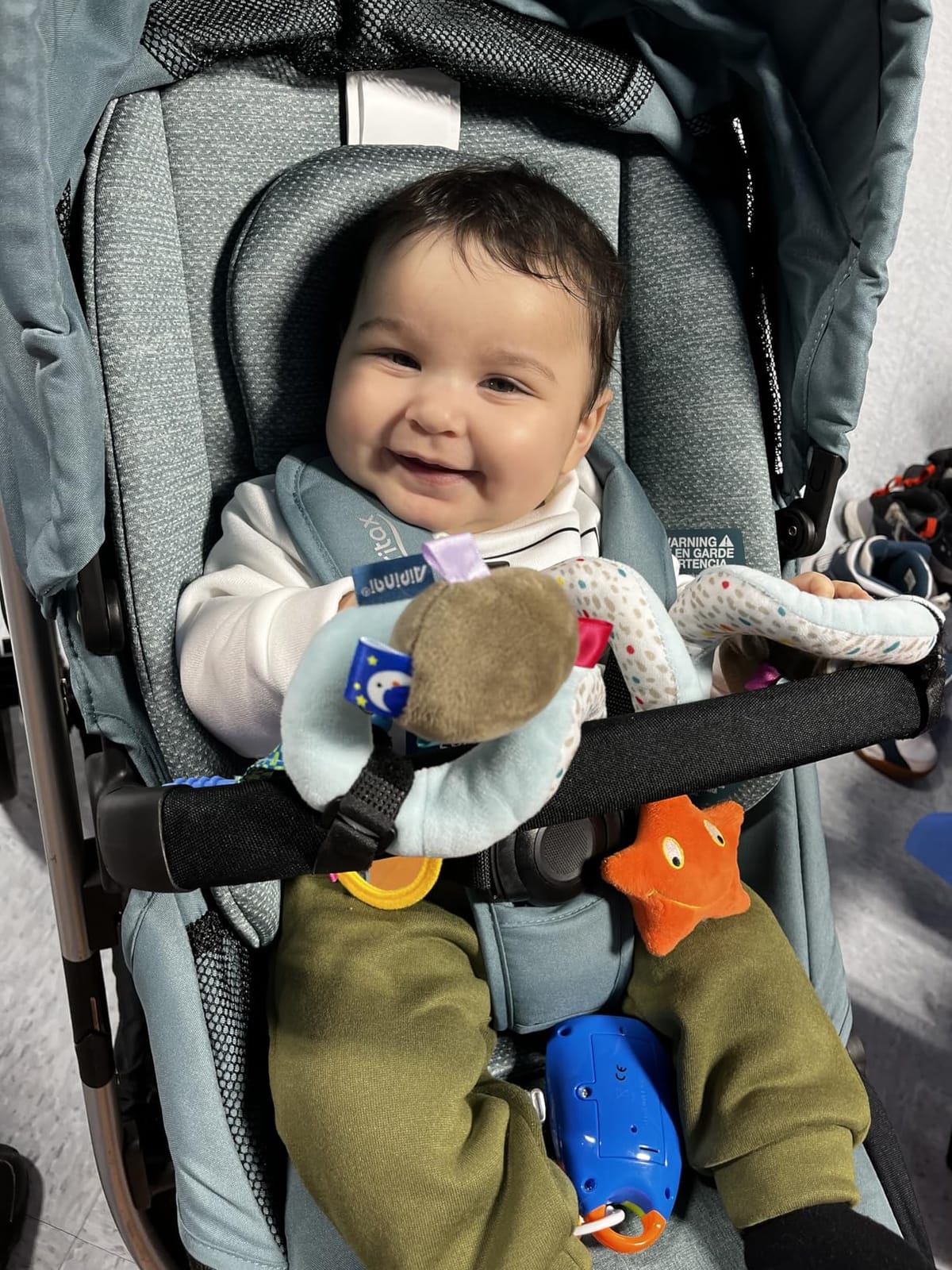 Britax Willow Grove SC Travel System with Alpine Base — Pindot Iris customer photo 2