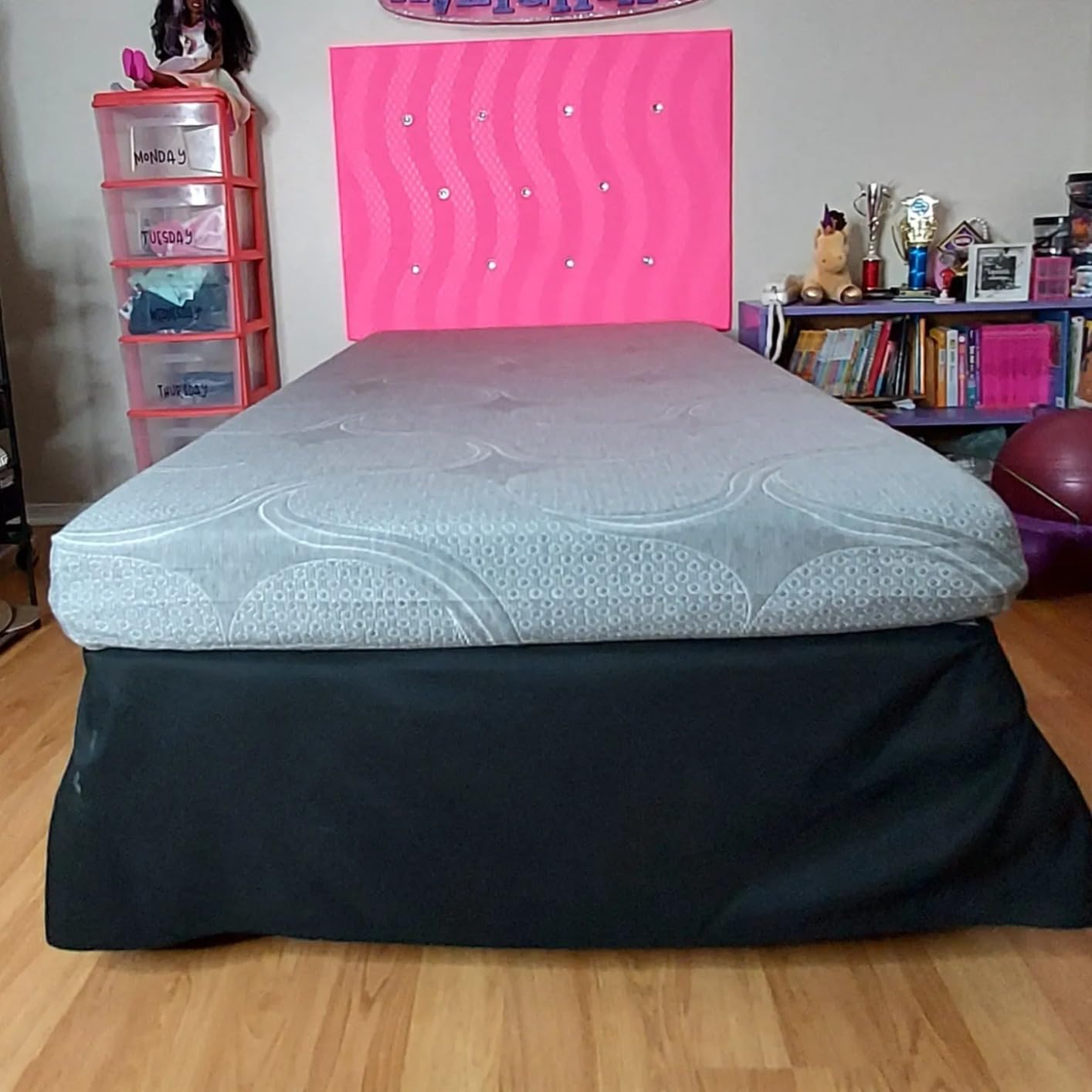 Delta Children Snooze 6 inch Memory Foam Mattress, Full customer photo 2