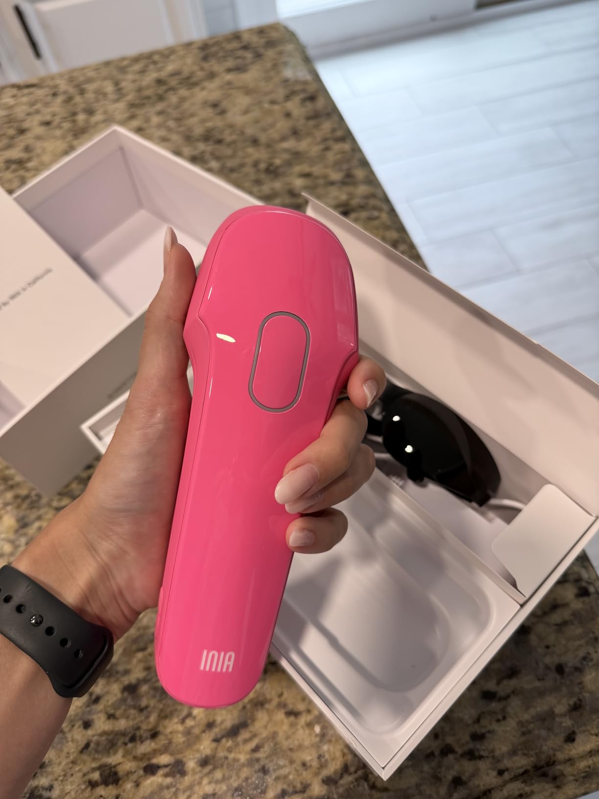 INIA HAUTE Pro Laser Hair Removal with Ice-Cooling Care for Women and Men customer photo 2
