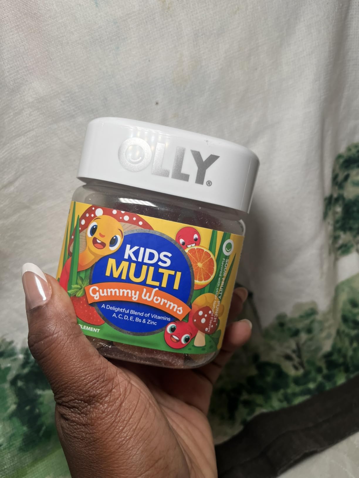 OLLY Kids Multi Gummy Worms, Overall Wellness & Immune Support - 70 Count customer photo 1