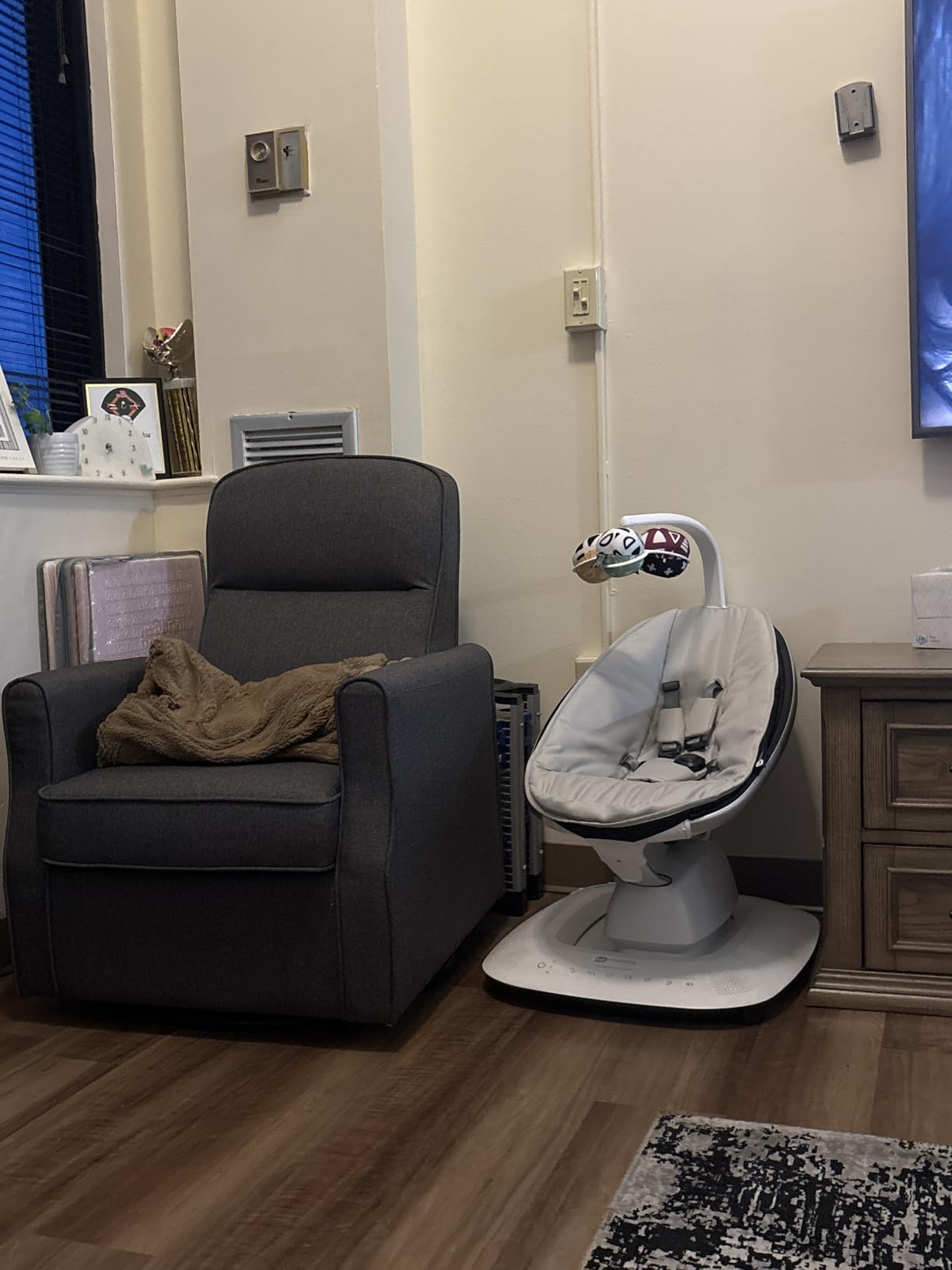 Delta Children Blair Slim Nursery Glider Swivel Rocker Chair, French Gray customer photo 1
