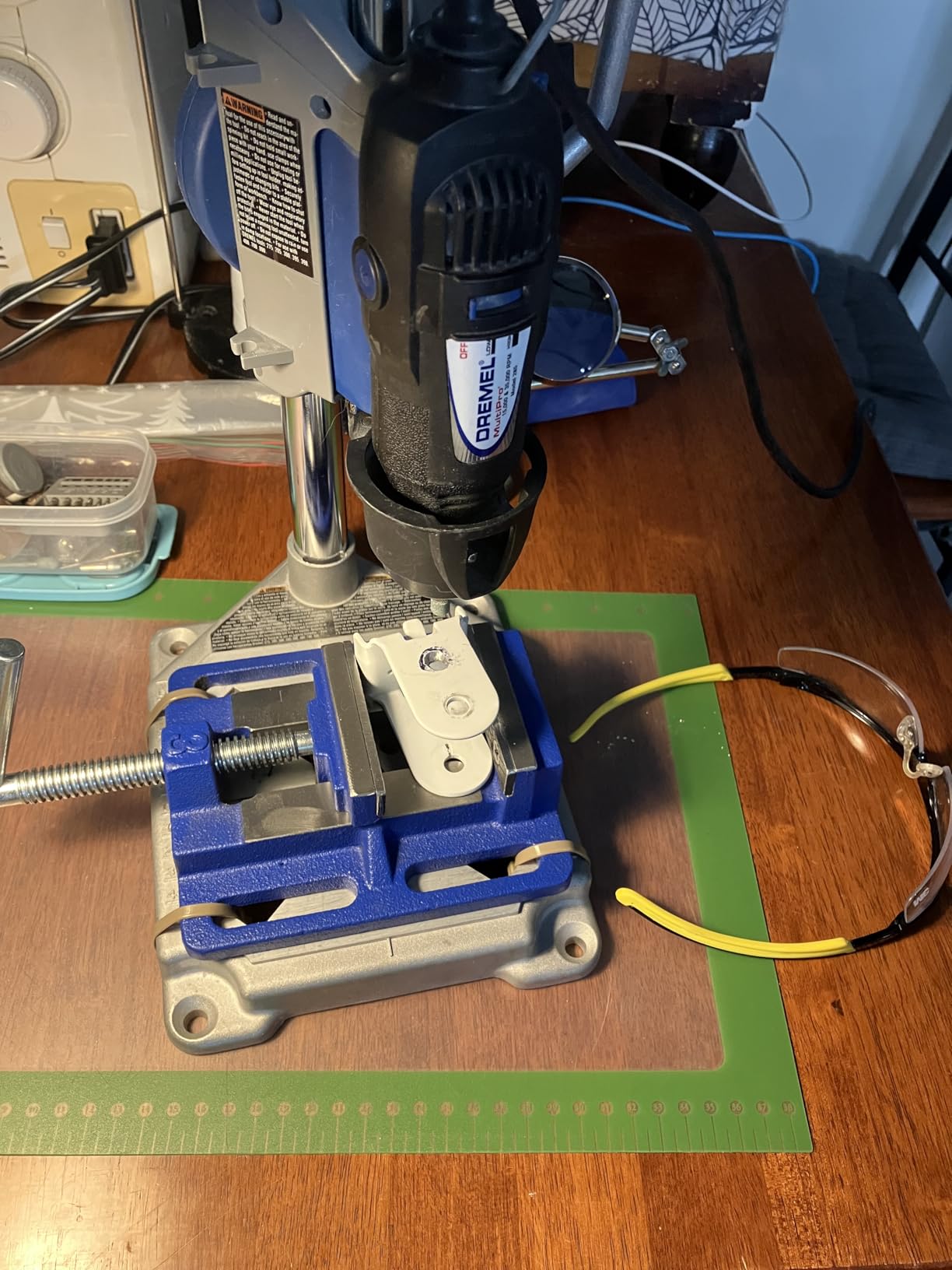 Forward Q196A 6 Inch Drill Press Vise Portable Bench Vise with Slotted Base customer photo 1