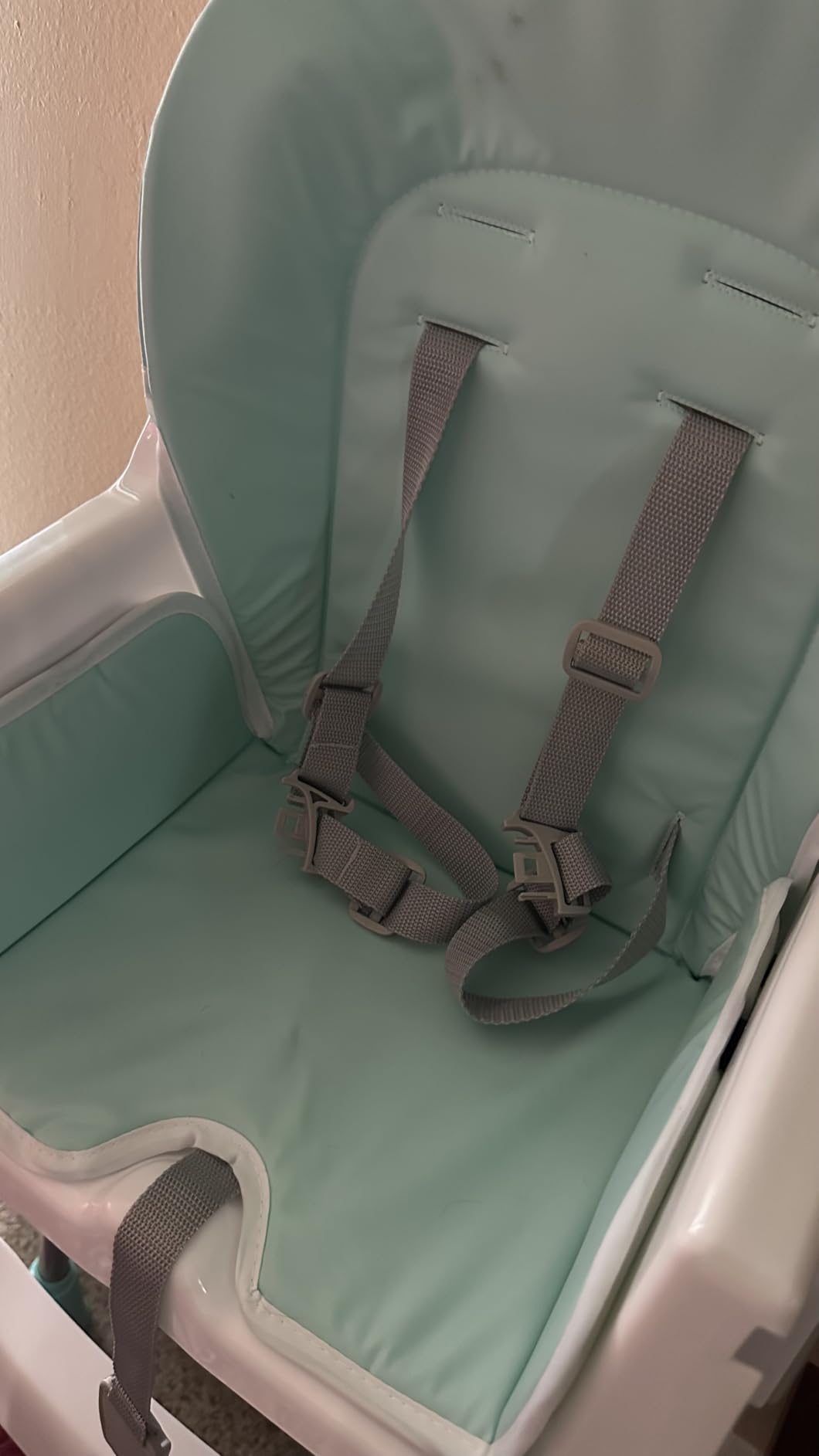 Dream On Me TableTalk 2-in-1 Convertible High Chair, 5-Point Harness, Black customer photo 1