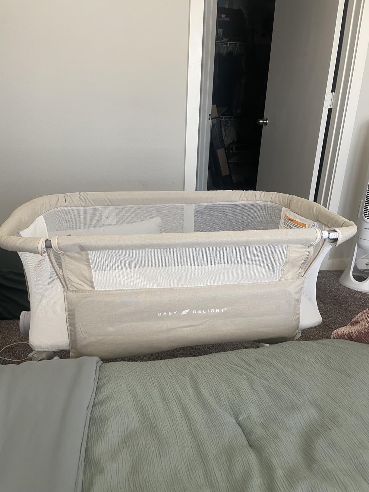 Baby Delight Beside Me Dreamer Bassinet, Organic Mocha | 6-Position Height Adjustment, Mesh Wall for Air Flow & Visibility, Zip Down Beside Panel, 100% GOTS Certified Organic Cotton customer photo 1