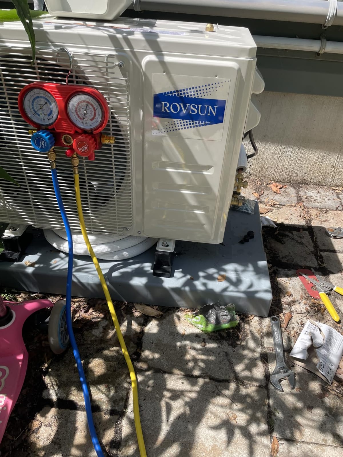 ROVSUN 11500 BTU Wifi Enabled Mini Split Air Conditioner & Heater, 17 SEER2 115V Inverter Ductless Wall AC Unit with Pre-Charged Condenser, Heat Pump & Installation Kit customer photo 1