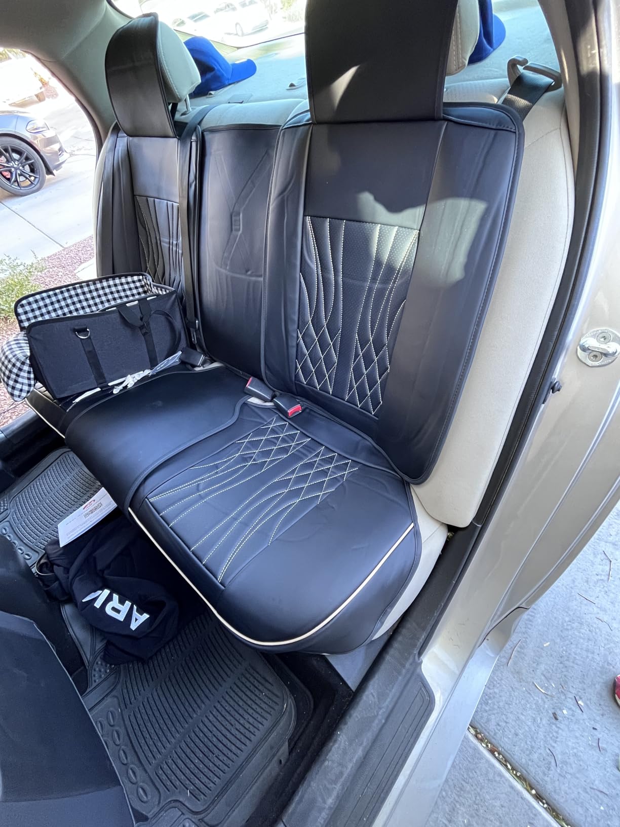 MINGBRON Leather Car Seat Covers,Car Seat Protector Waterproof,Seat Covers Full Set, Car Seat Protectors 5 Seats,Automotive Seat Covers Fit Most Cars Wine Red customer photo 2