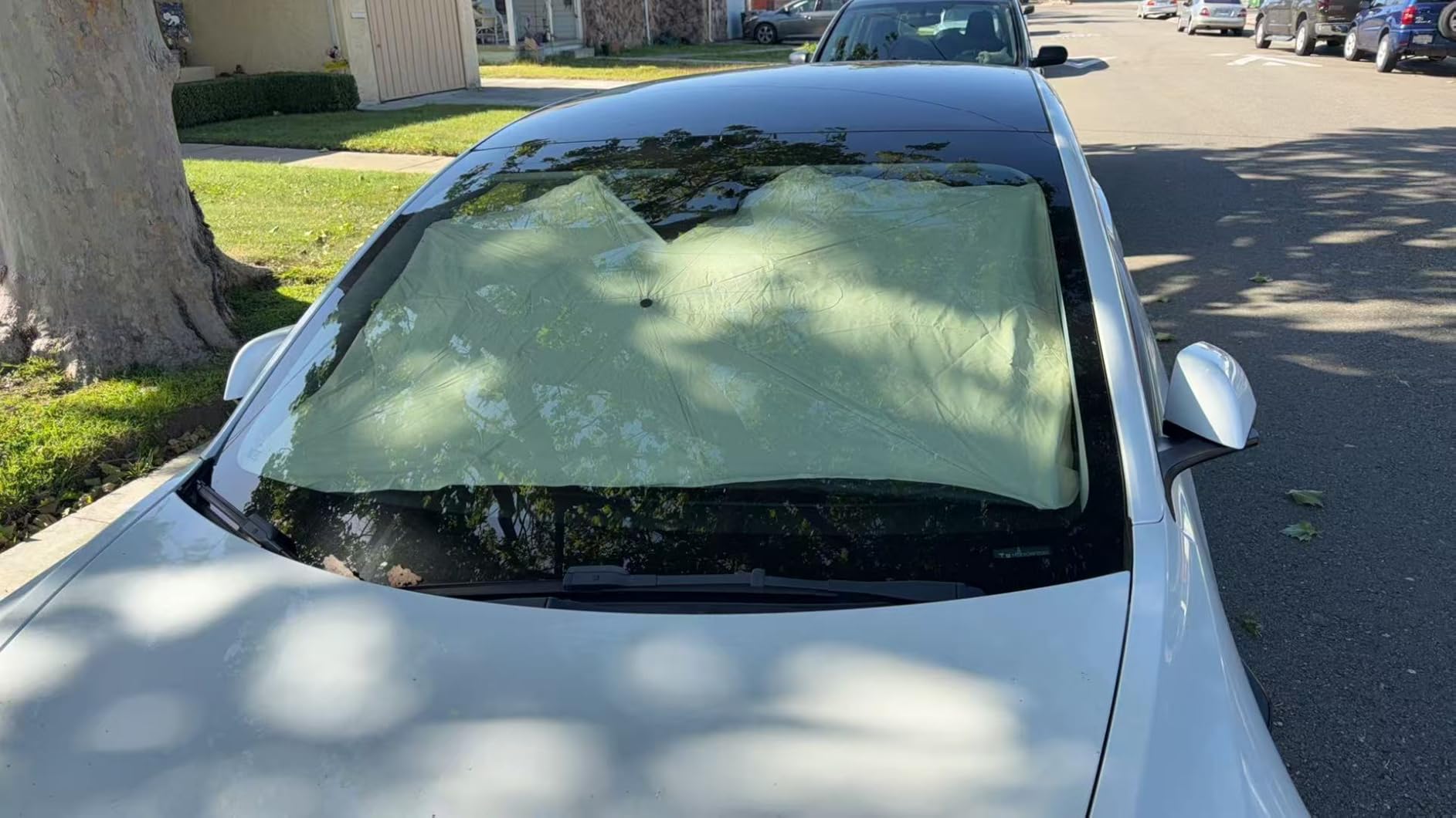 Nmoiss 2026 Windshield Sun Shade Umbrella [Vinyl Coating Heat Shield] customer photo 2