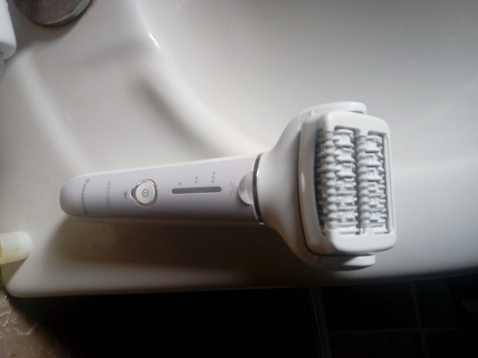Panasonic Epilator with Gentle Cap, Electric Hair Removal Tool for Home, 3 Speed Settings, Wet Dry, Washable - ES-EY30 customer photo 1
