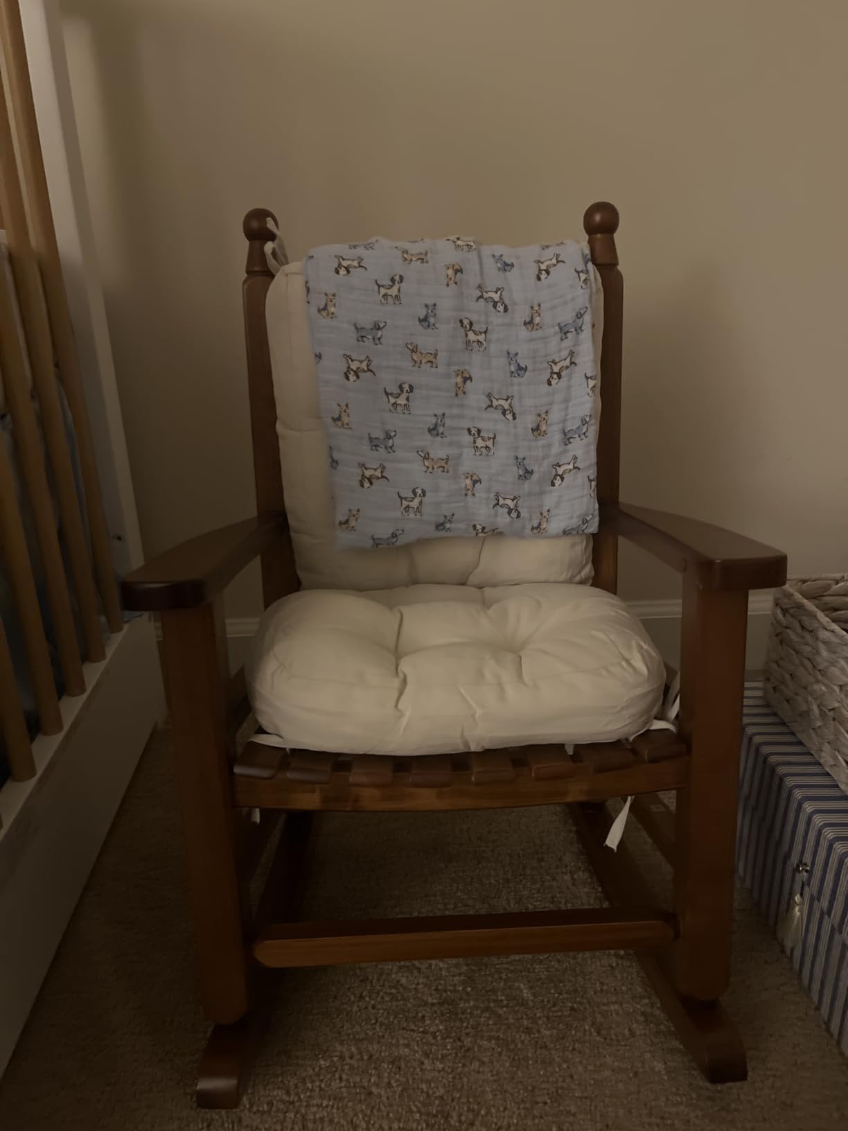 Yalikop Wooden Kids Rocking Chair with Cushion Pad Set, White, Ages 2-5 customer photo 1
