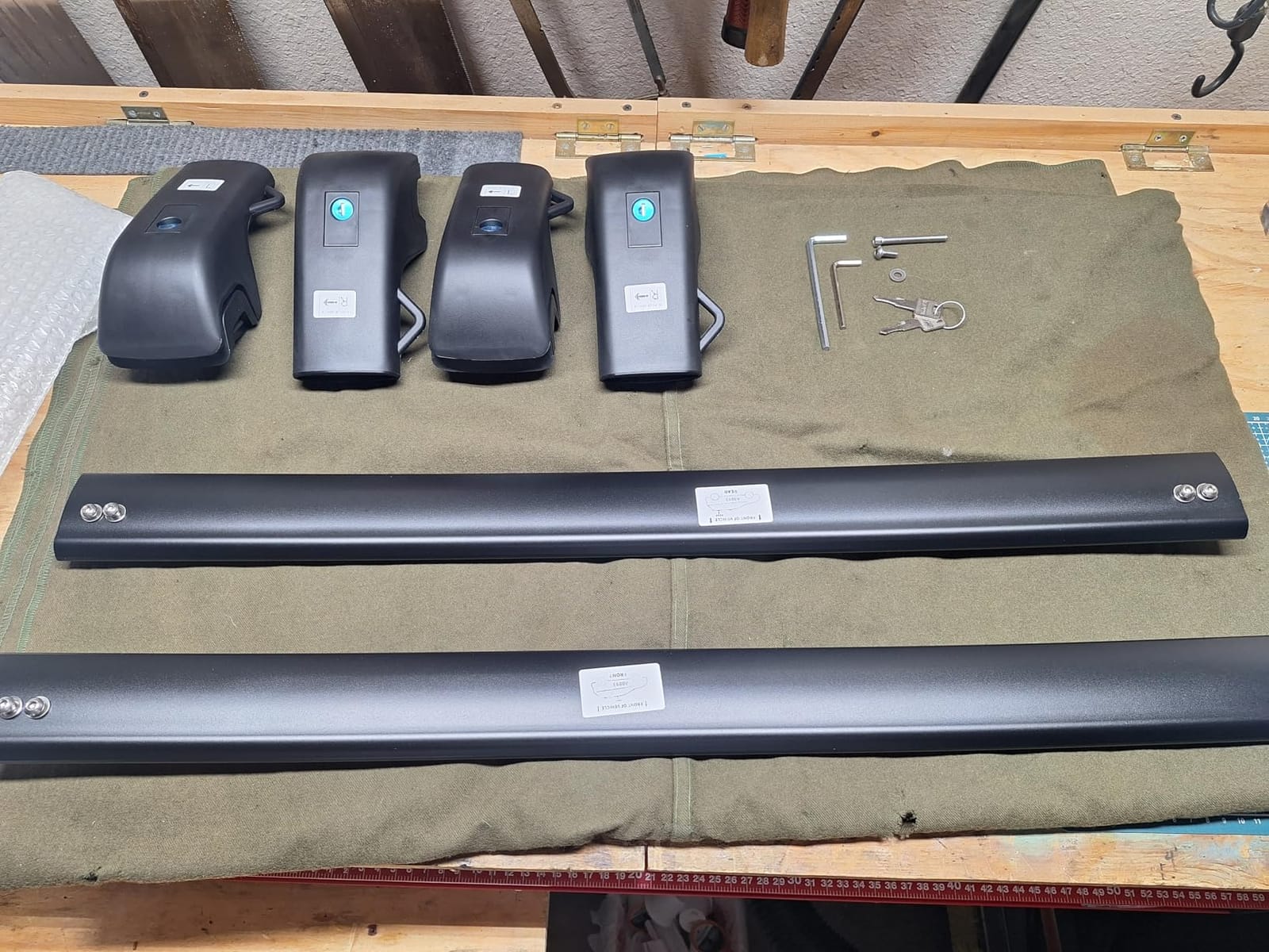 Tuyoung 300lbs Roof Rack Cross Bars for Subaru Forester 2014-2026 customer photo 1