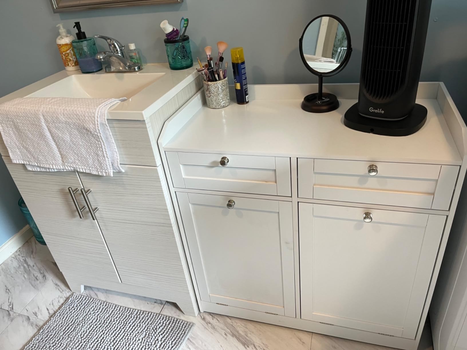 VASAGLE Laundry Cabinet with Tilt-Out Basket, 2 Drawers,2 Baskets, | with Laundry Hamper,for Bathroom, Living Room, 31.1 x 15.7 x 31.6 Inches, Cloud White, SIREN Collection, UBBC751W01 customer photo 1