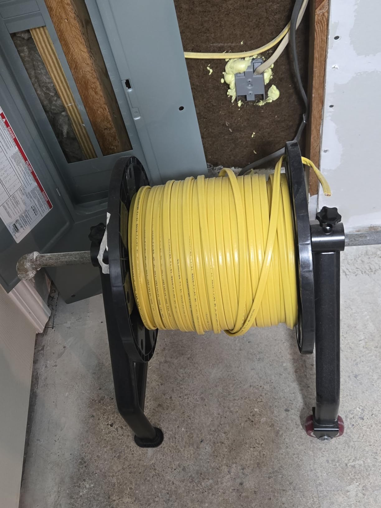 Wire Spool Rack for up to 28
