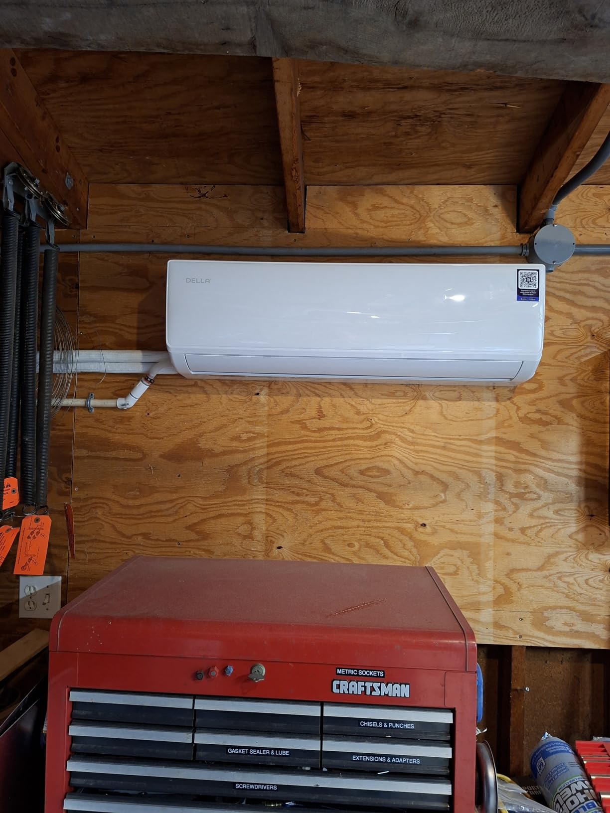 DELLA Econo Series 11500 BTU Mini Split Air Conditioner, 230V 17 SEER2 with Heat Pump, Cools up to 550 Sq.Ft, Wifi Enabled AC & Heater Ductless Inverter System, Works with Alexa, 16.4ft Kit customer photo 2