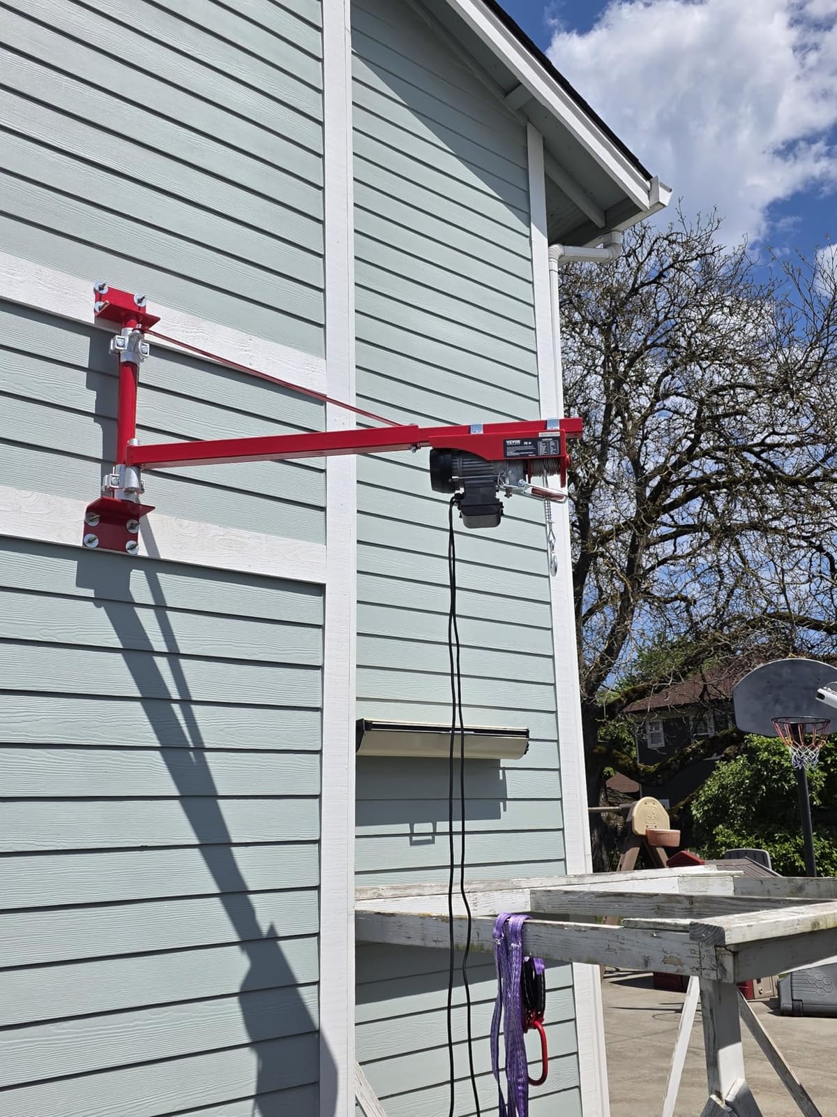VEVOR Wall Mount Jib Crane, 660 lbs Max Load Capacity Electric Scaffolding Lift, Electric Hoist Holder Swing Arm with Pole, Steel Hoist Frame, 180° Swivel Scaffold Lifting Arm for Electric Hoist customer photo 1