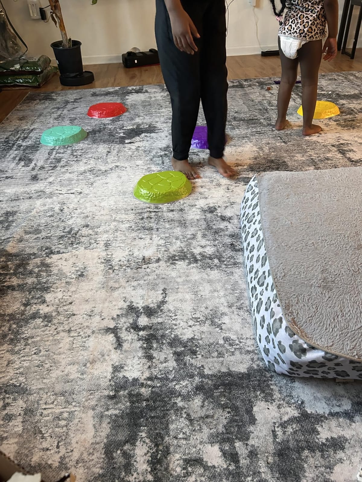 Stepping Stones for kids,8/12 PCS Durable Non-Slip Balance Stones Indoor Outdoor toys for toddlers develope Kids Balance and Coordination Skills customer photo 2
