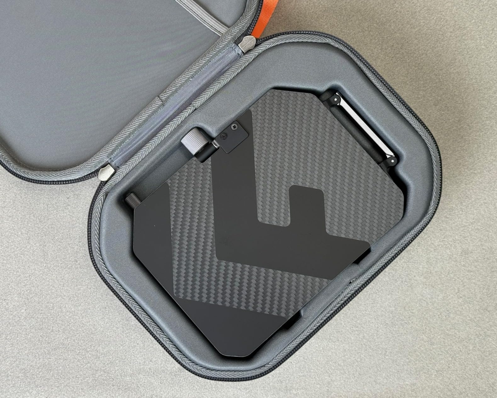 K&F CONCEPT Mini Matte Box, DSLR Mattebox with Carbon Fiber Top Flag Square Filters Trays, for 67/72/77/82/95mm Lenses, for 4x5.65 Square ND UV Filter/Circular Filter customer photo 1
