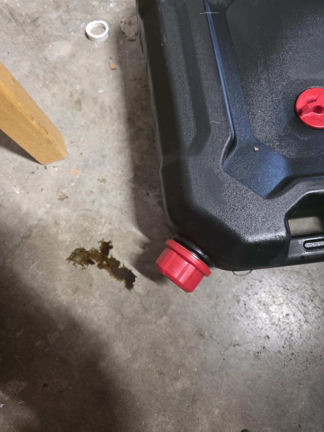 Performance Tool W4076 10-Quart Black Automotive Oil Drain Container customer photo 1